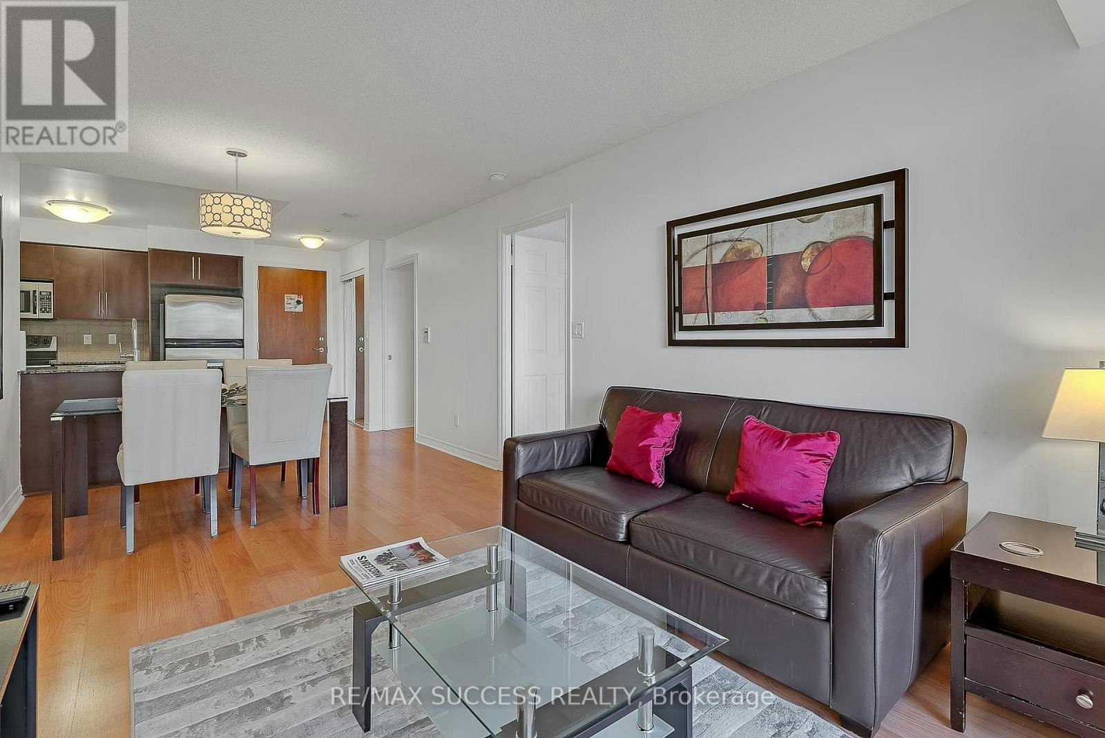 203-310 Burnhamthorpe Road W, Mississauga, ON, L5B 4P9 - 15