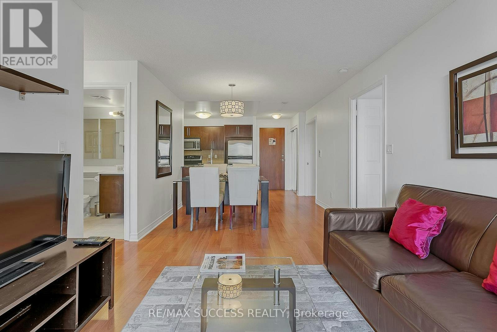 203-310 Burnhamthorpe Road W, Mississauga, ON, L5B 4P9 - 13