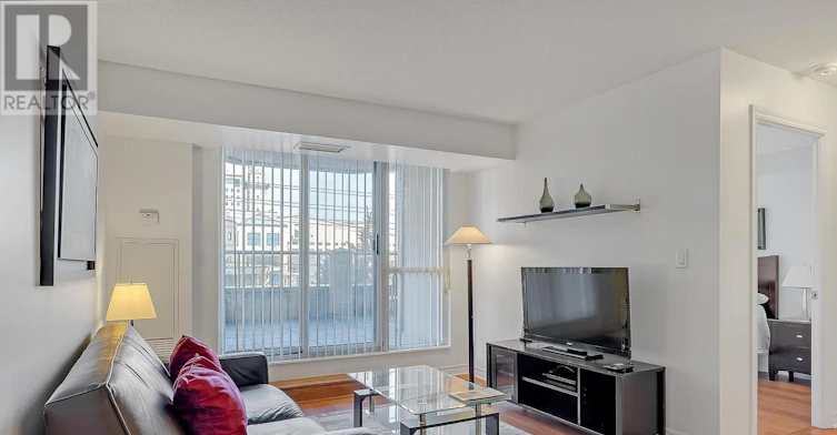 203-310 Burnhamthorpe Road W, Mississauga, ON, L5B 4P9 - 14