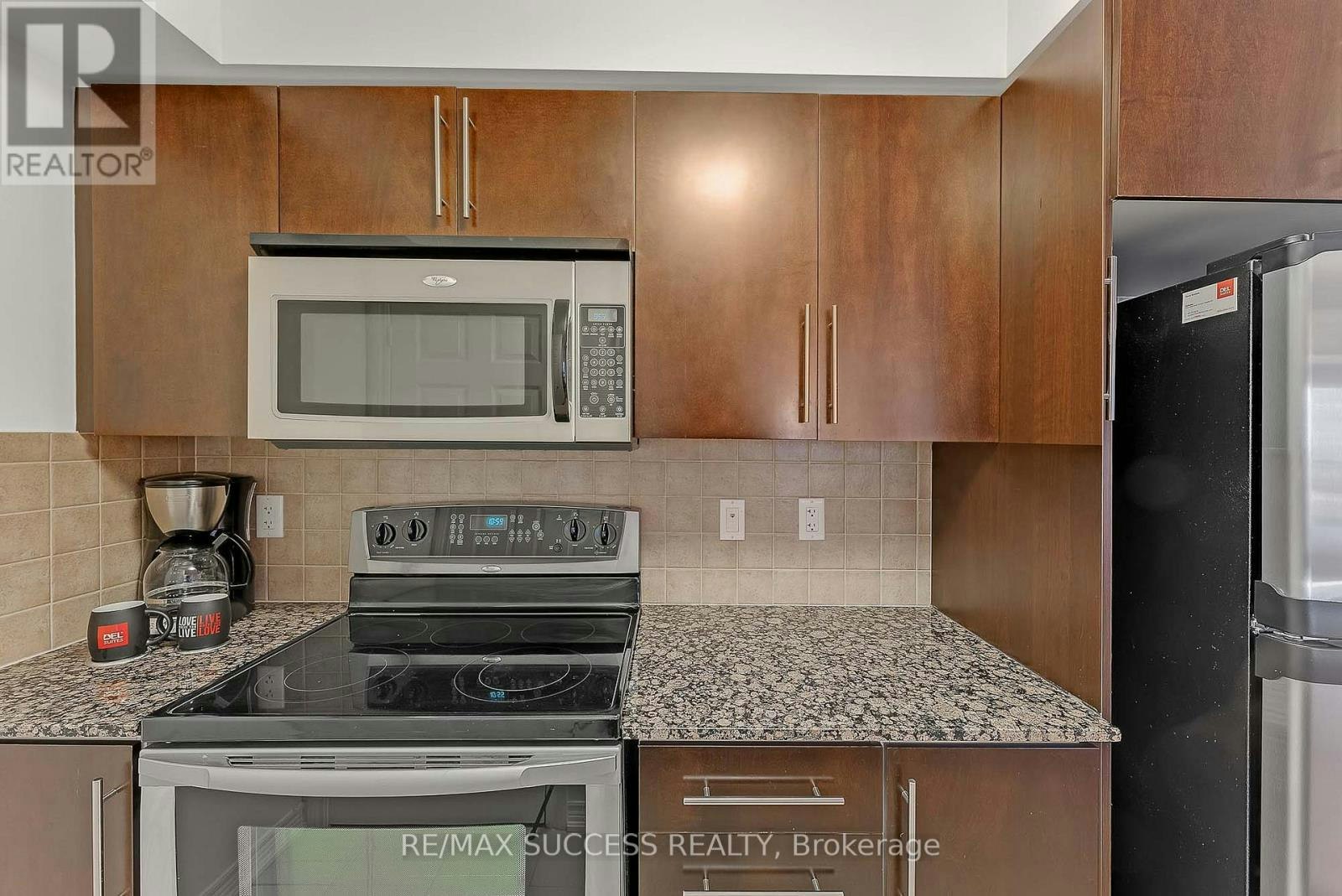 203-310 Burnhamthorpe Road W, Mississauga, ON, L5B 4P9 - 20