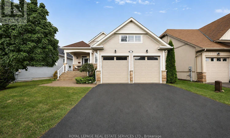 17 Leeward Circle