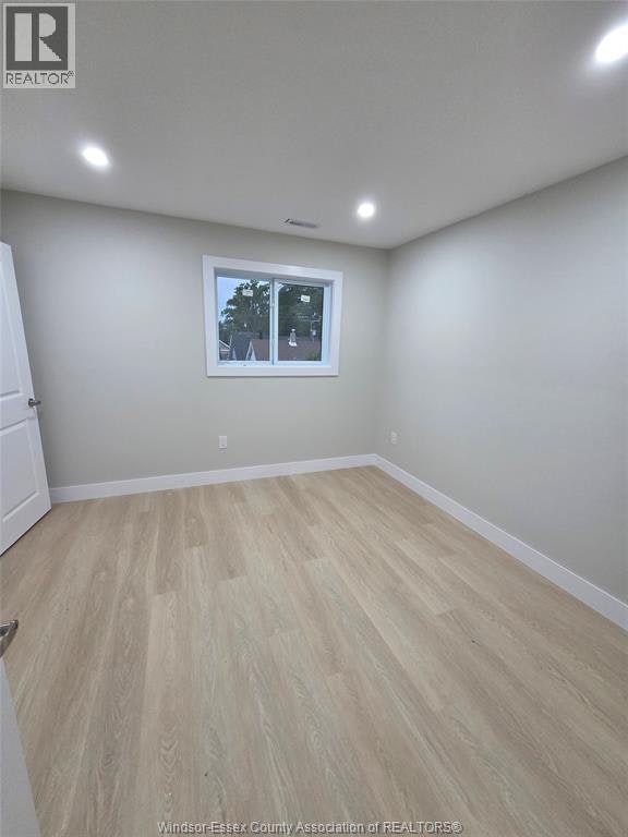 411 Clinton Street, Windsor, ON, N8X 1A7 - 5