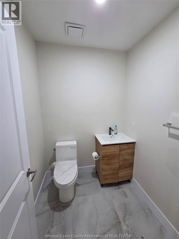 411 Clinton Street, Windsor, ON, N8X 1A7 - 4