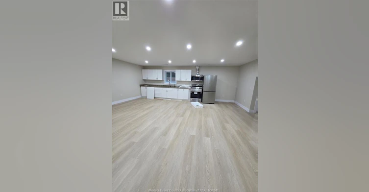 411 Clinton Street, Windsor, ON, N8X 1A7 - 12