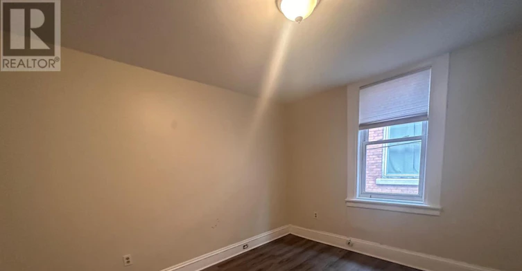 2-94 Fairmont Avenue, Ottawa, ON, K1Y 1X5 - 8