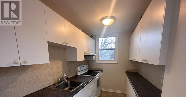 2-94 Fairmont Avenue, Ottawa, ON, K1Y 1X5 - 3