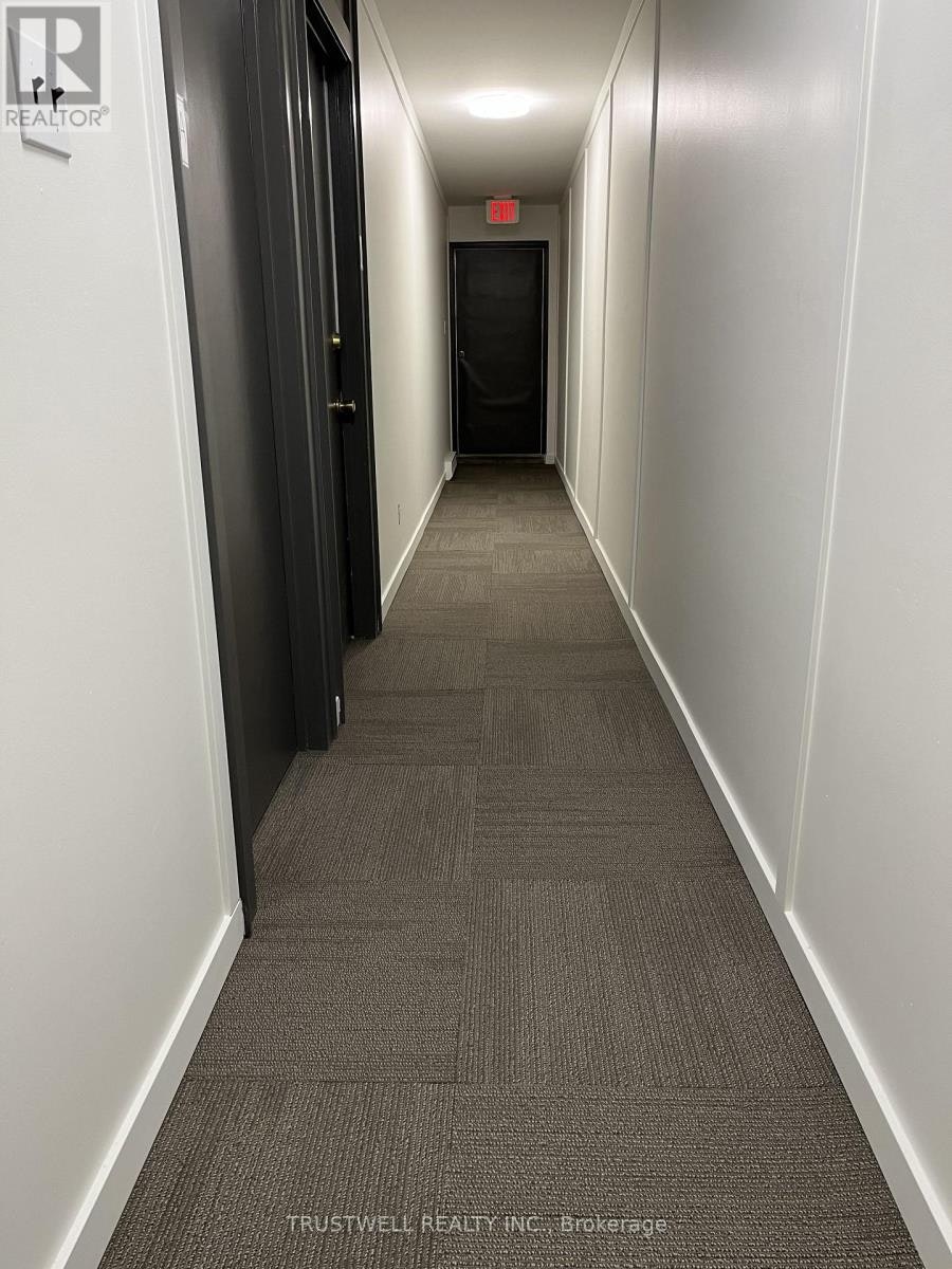 B-909 Millwood Road, Toronto, ON, M4G 1X2 - 2