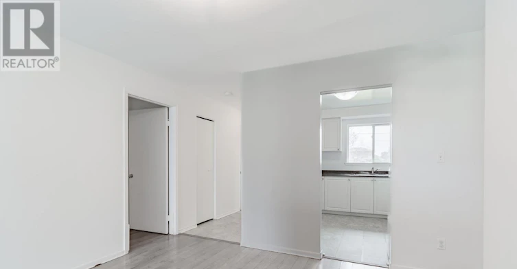 12-44 Romfield Drive, Toronto, ON, M3J 1K3 - 11