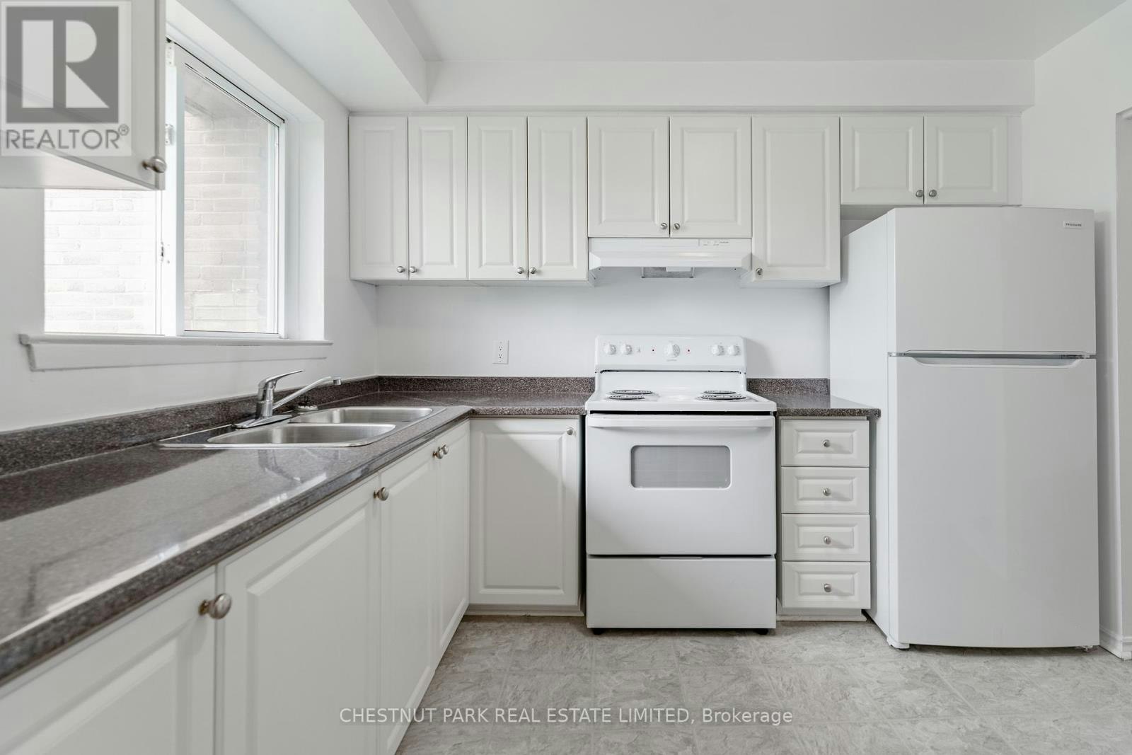 12-44 Romfield Drive, Toronto, ON, M3J 1K3 - 13