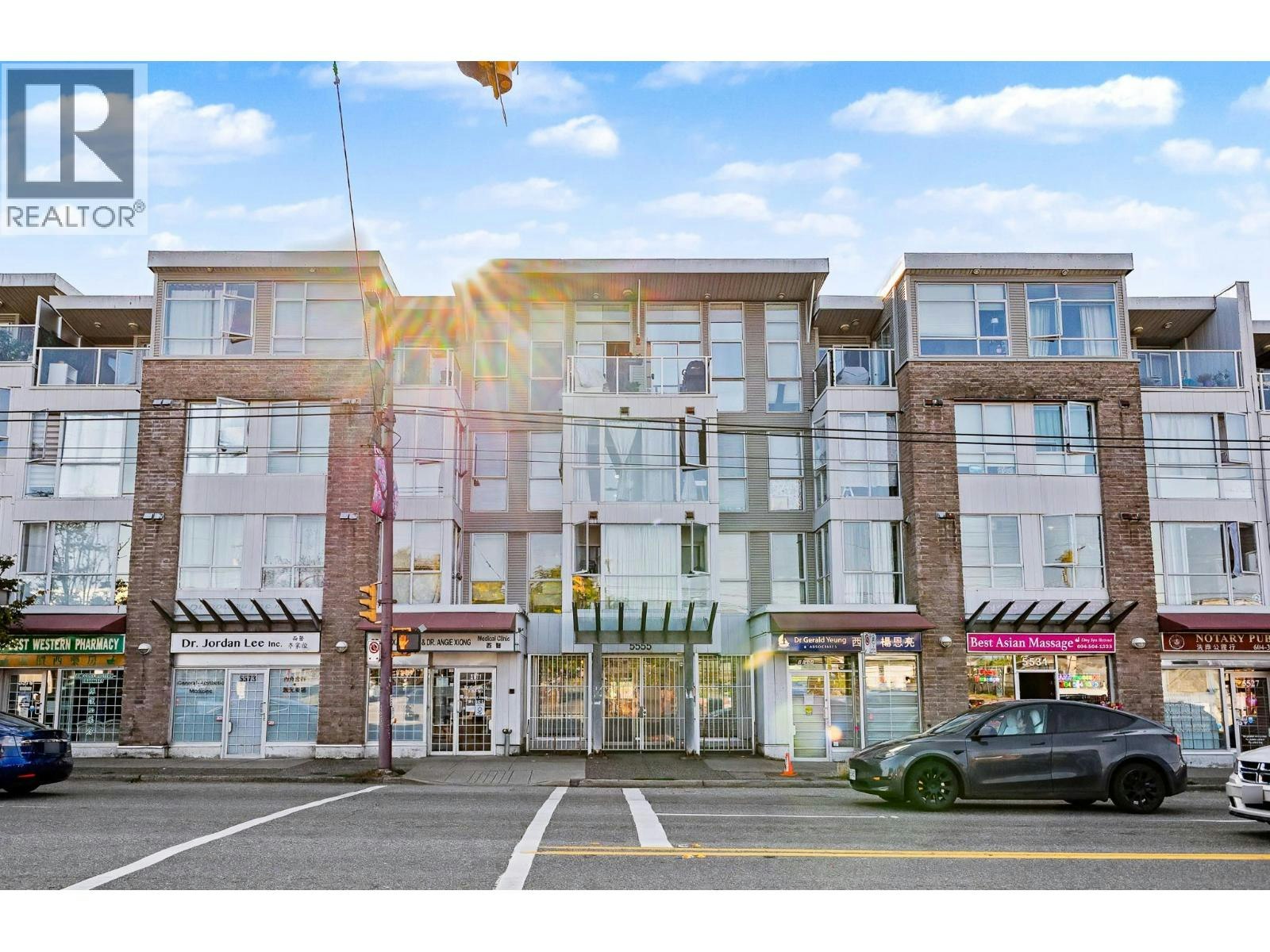 203-5555 Victoria Drive, Vancouver, BC, V5P 4Y3