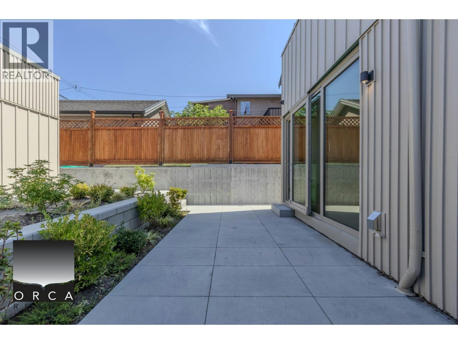 1-2915 EAST 5th Avenue, Vancouver, BC, V5M 1N6 - 18