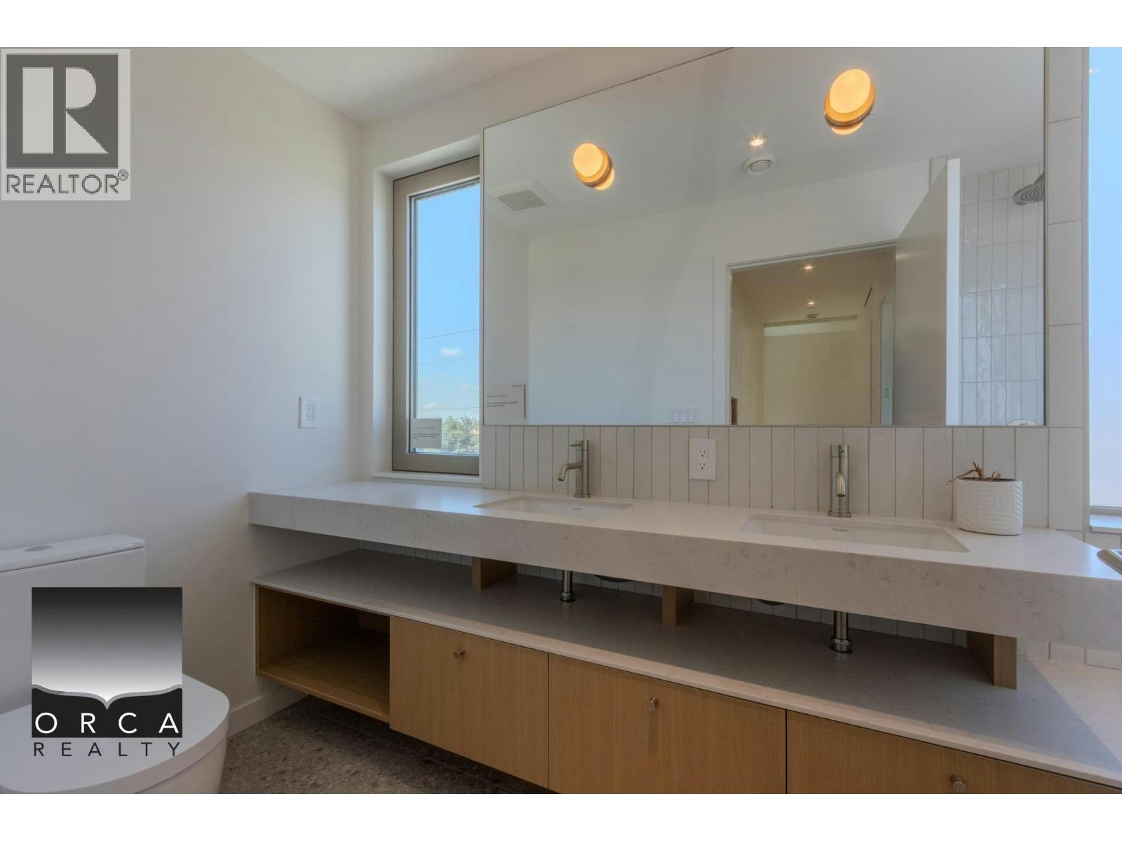 1-2915 EAST 5th Avenue, Vancouver, BC, V5M 1N6 - 14