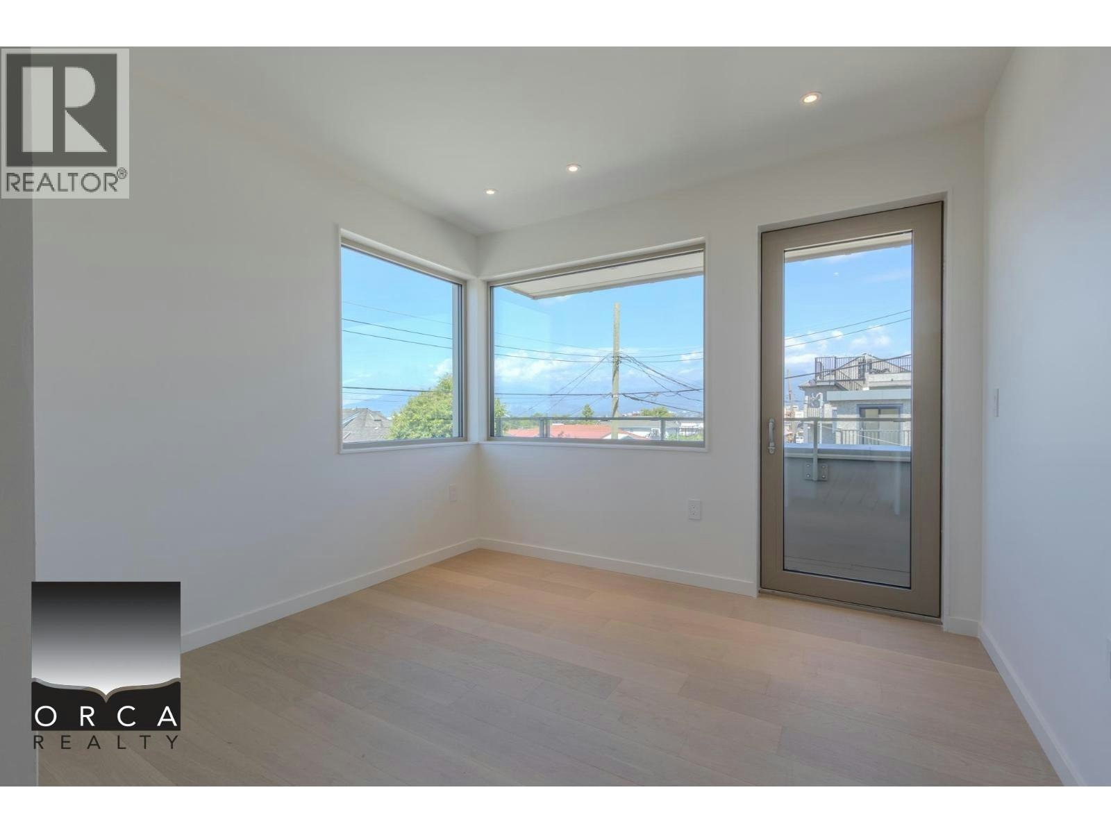 1-2915 EAST 5th Avenue, Vancouver, BC, V5M 1N6 - 9