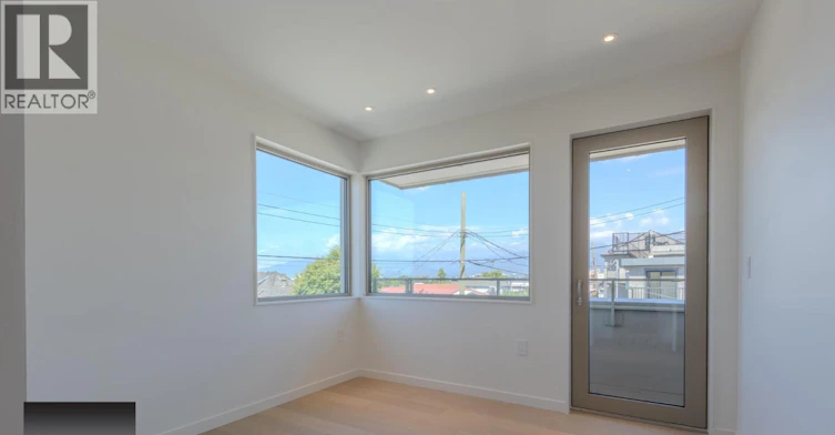 1-2915 EAST 5th Avenue, Vancouver, BC, V5M 1N6 - 9