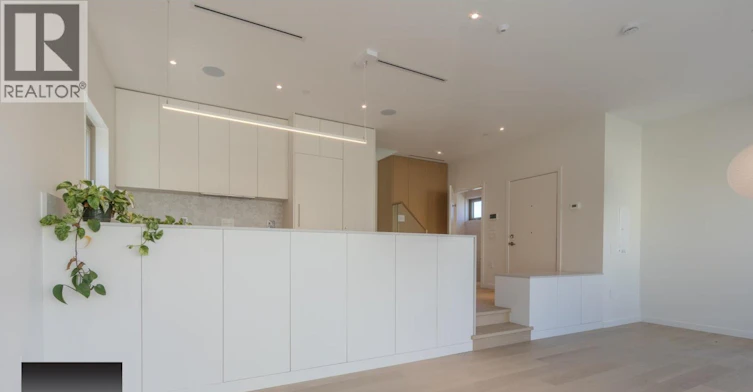 1-2915 EAST 5th Avenue, Vancouver, BC, V5M 1N6 - 8