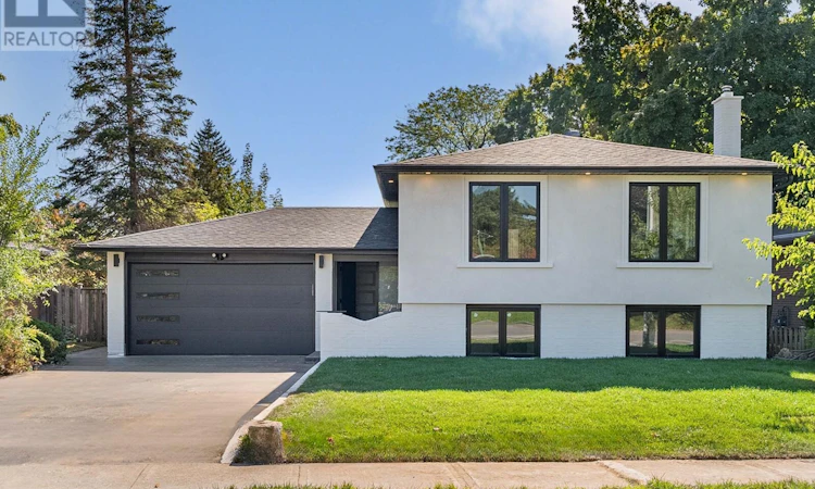1128 Pinegrove Road