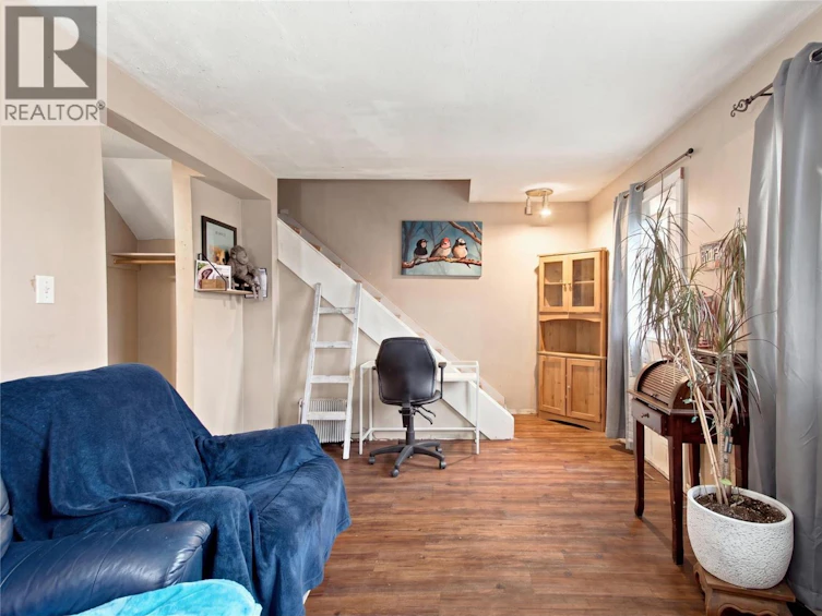 19-1697 Greenfield Avenue, Kamloops, BC, V2B 4N5 - 3