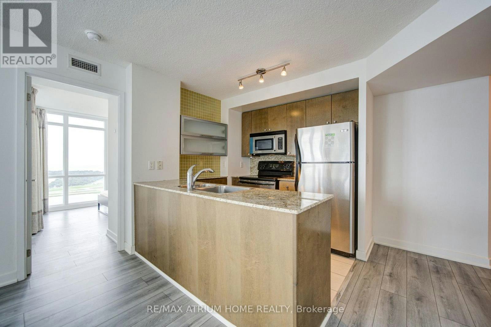 4510-11 Brunel Court, Toronto, ON, M5V 3Y3 - 14