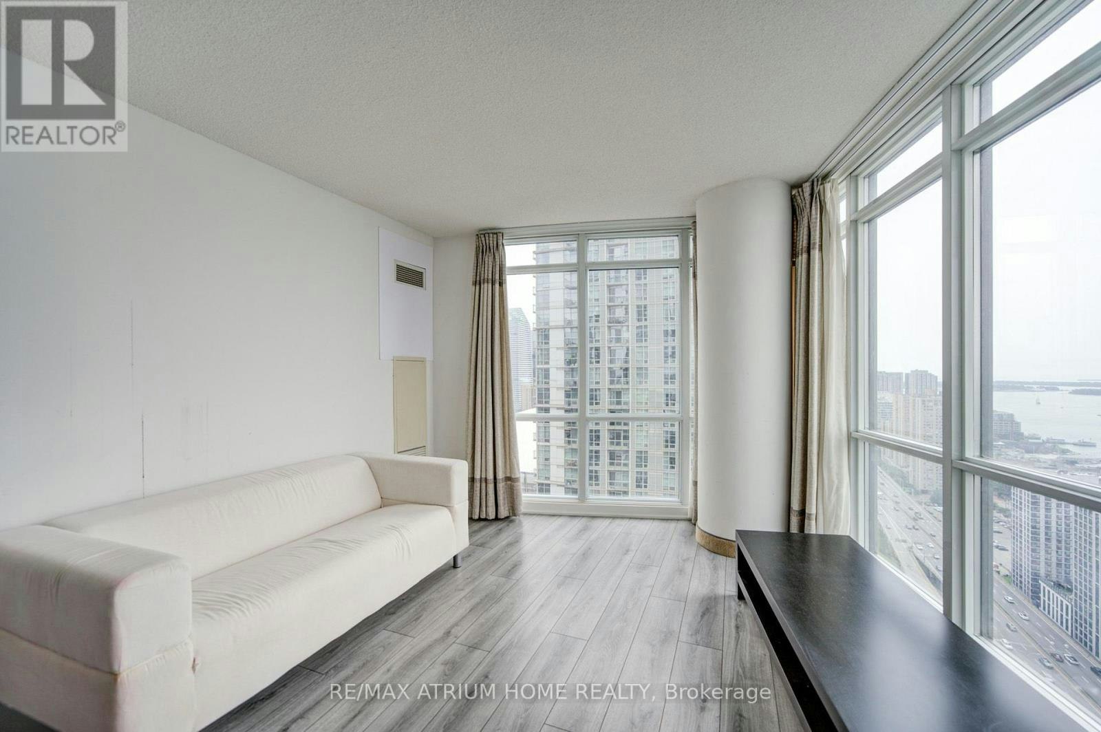 4510-11 Brunel Court, Toronto, ON, M5V 3Y3 - 23