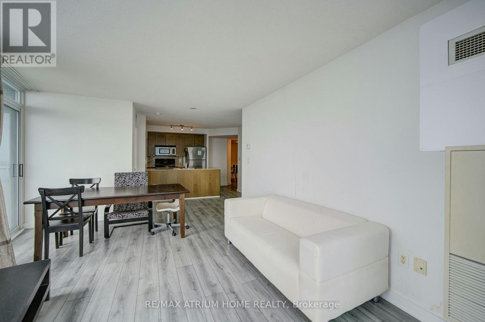 4510-11 Brunel Court, Toronto, ON, M5V 3Y3 - 25