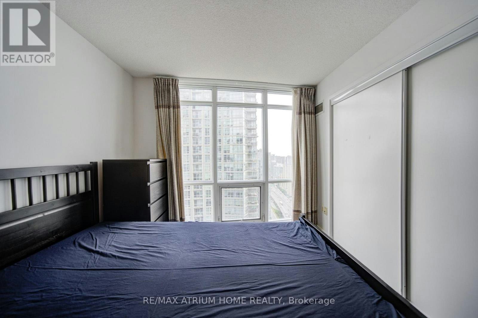 4510-11 Brunel Court, Toronto, ON, M5V 3Y3 - 31