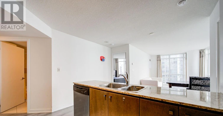 4510-11 Brunel Court, Toronto, ON, M5V 3Y3 - 13