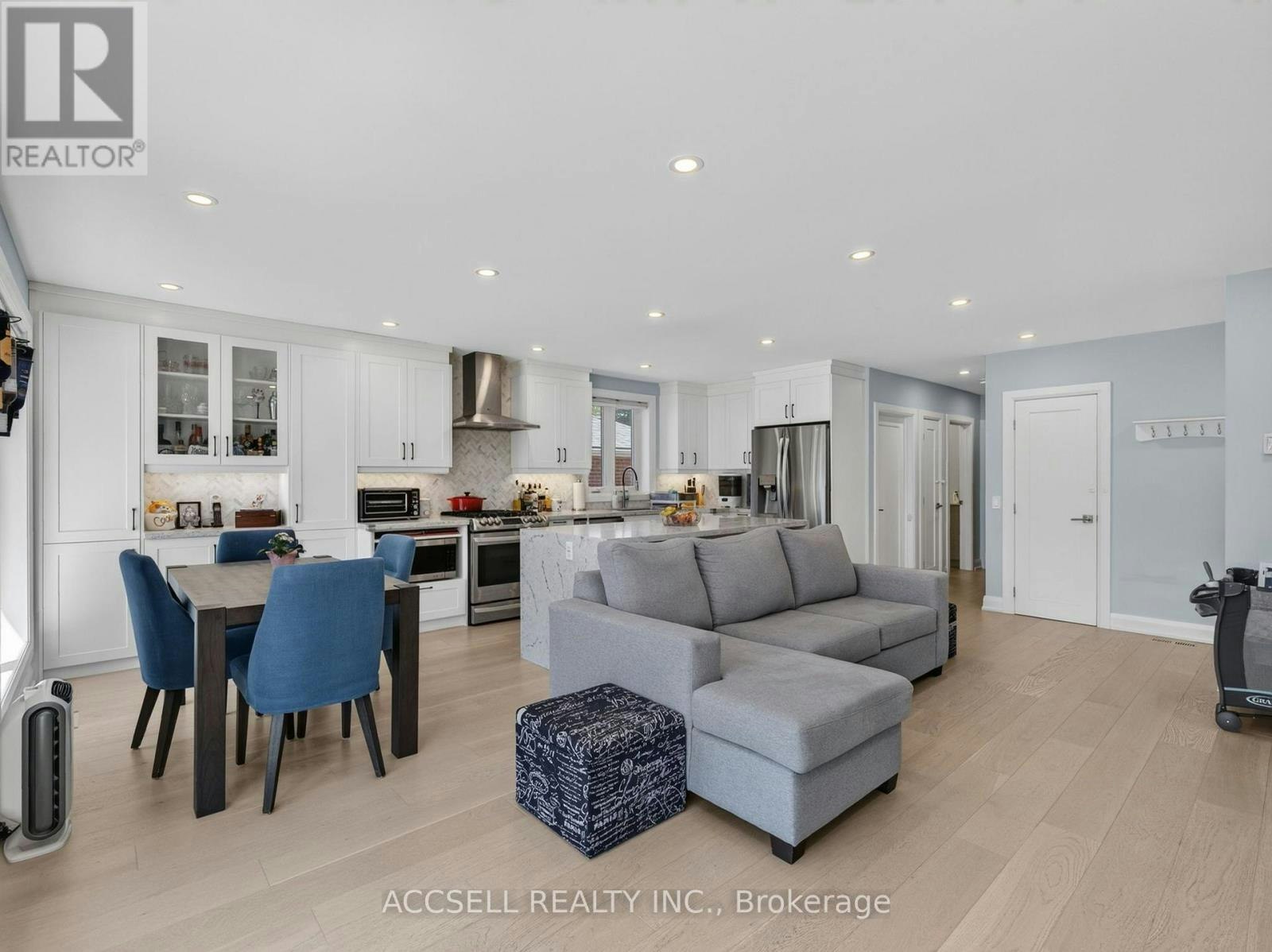 10 Sylla Avenue, Toronto, ON, M1R 4W7 - 7
