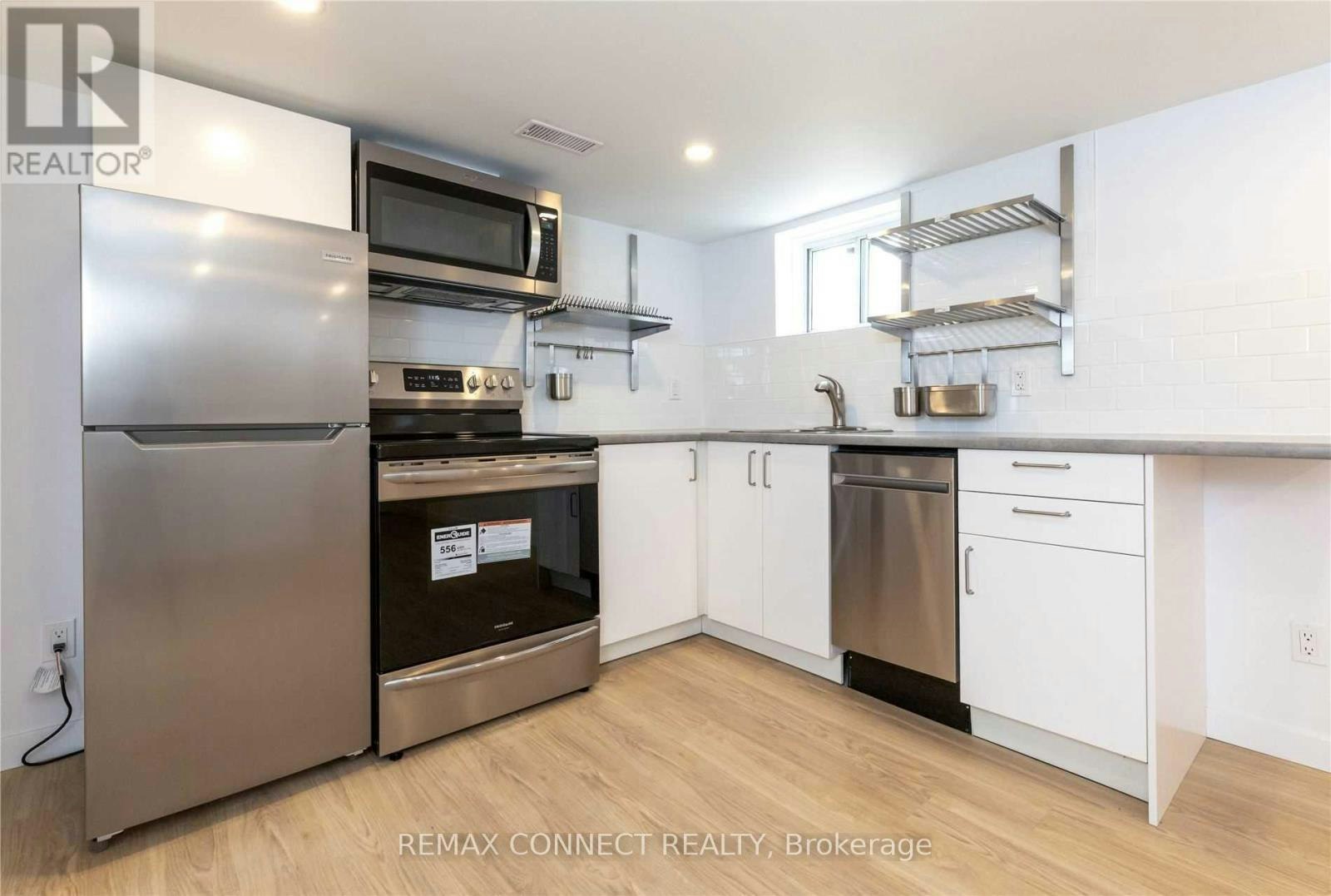LOWER-1370 Woodbine Avenue, Toronto, ON, M4C 4G5 - 2