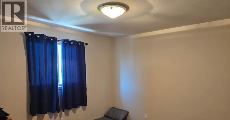 UPPER-2636 Fleming Court, Windsor, ON, N9E 4P1 - 7