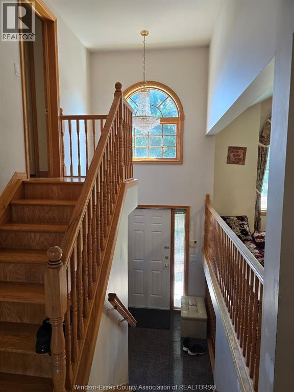 UPPER-2636 Fleming Court, Windsor, ON, N9E 4P1 - 2