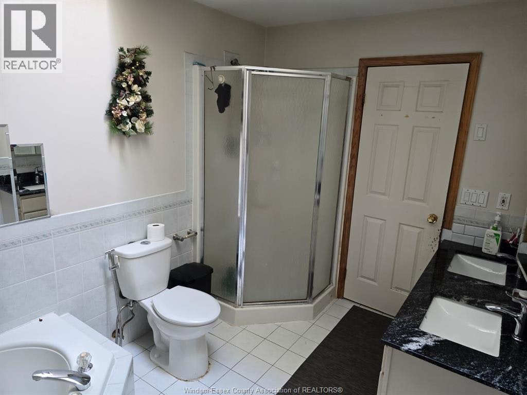 UPPER-2636 Fleming Court, Windsor, ON, N9E 4P1 - 6