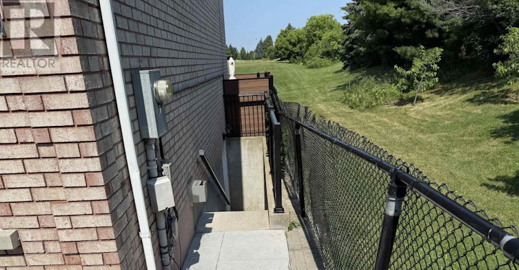 LOWER-54 Castlepoint Drive, Vaughan, ON, L4H 1B8 - 3