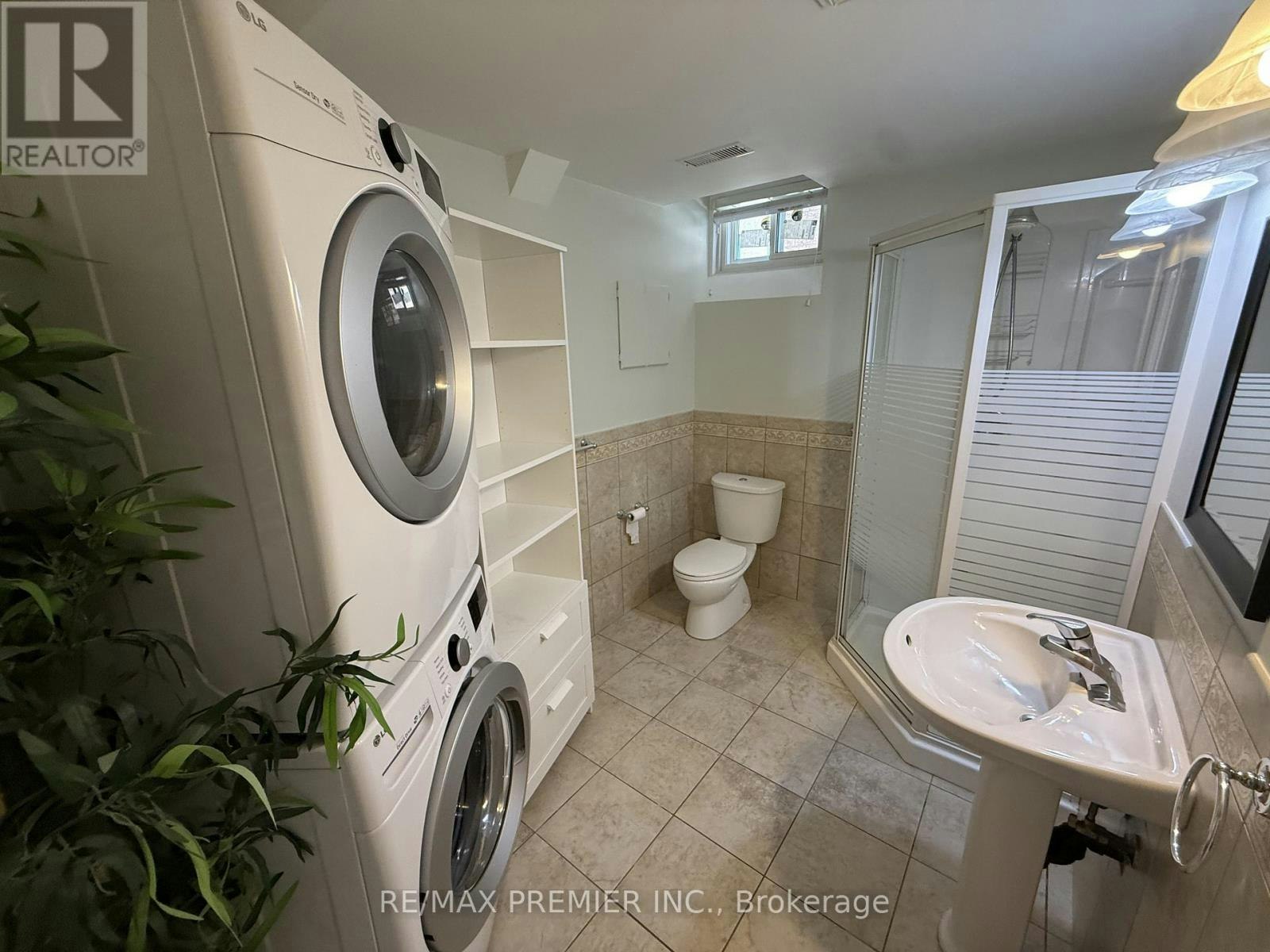 LOWER-54 Castlepoint Drive, Vaughan, ON, L4H 1B8 - 19