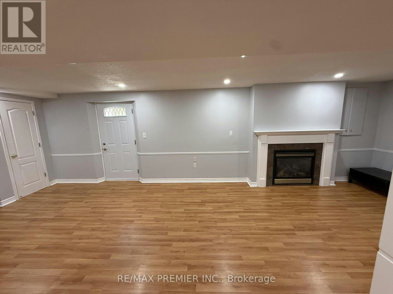 LOWER-54 Castlepoint Drive, Vaughan, ON, L4H 1B8 - 13
