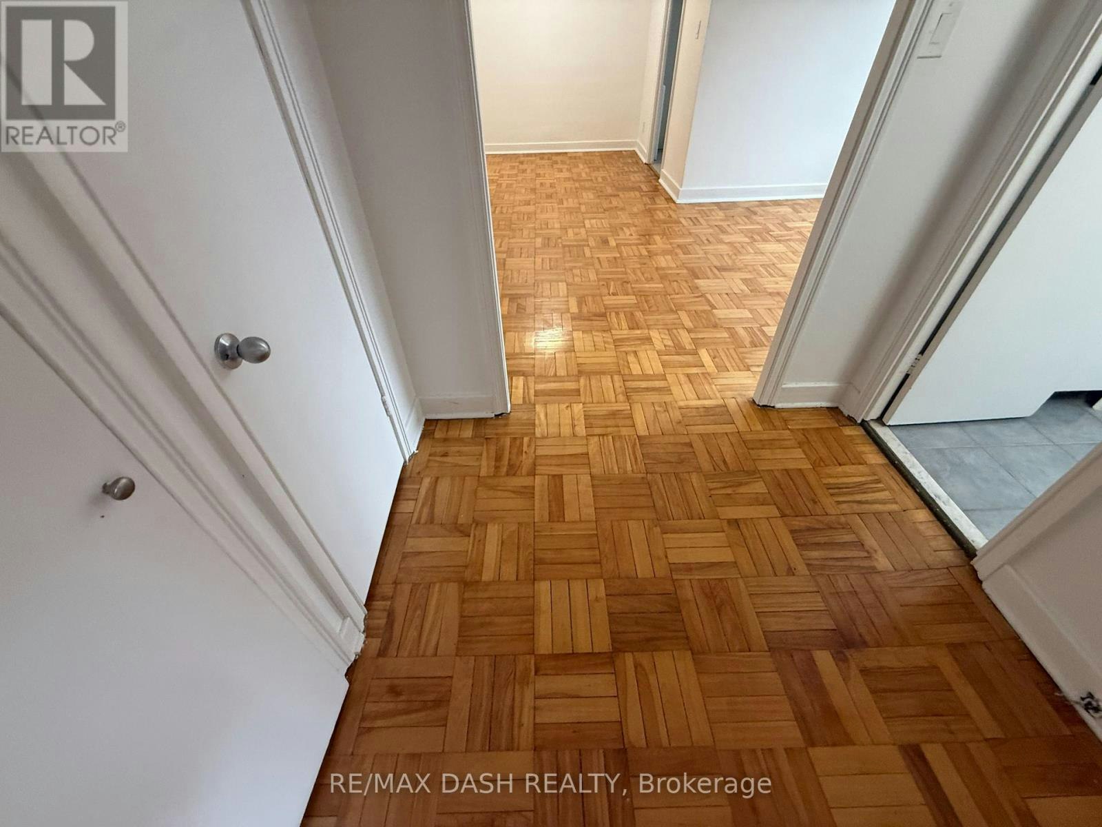10-69 Old Mill Terrace, Toronto, ON, M8X 1A1 - 25