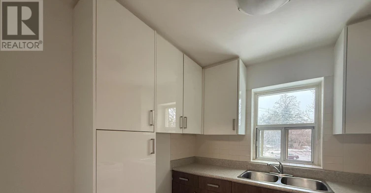 10-69 Old Mill Terrace, Toronto, ON, M8X 1A1 - 10