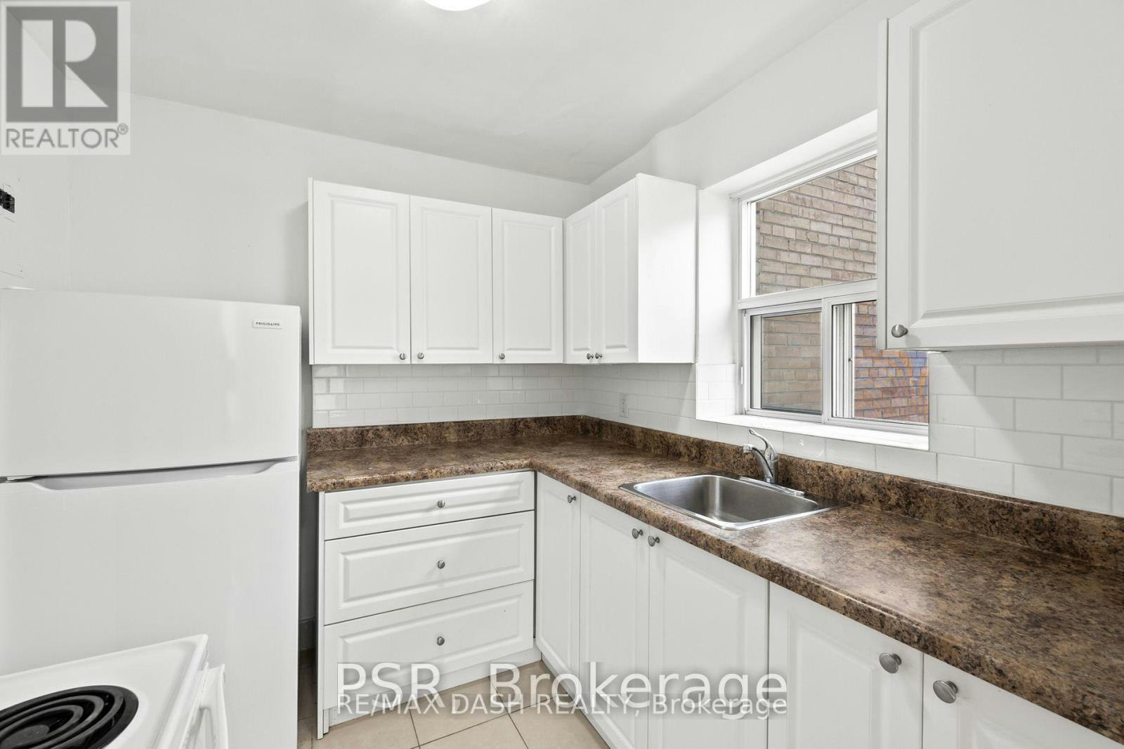18-69 Old Mill Terrace, Toronto, ON, M8X 1A1 - 13