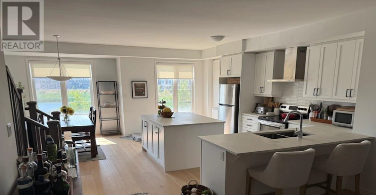 3039 John Mckay Boulevard, Oakville, ON, L6H 4K5 - 2