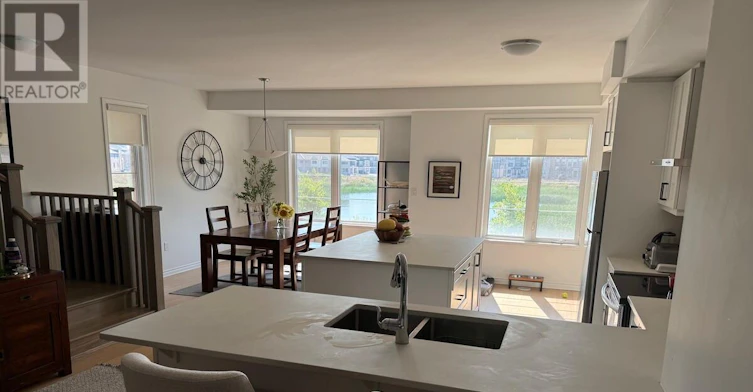 3039 John Mckay Boulevard, Oakville, ON, L6H 4K5 - 3