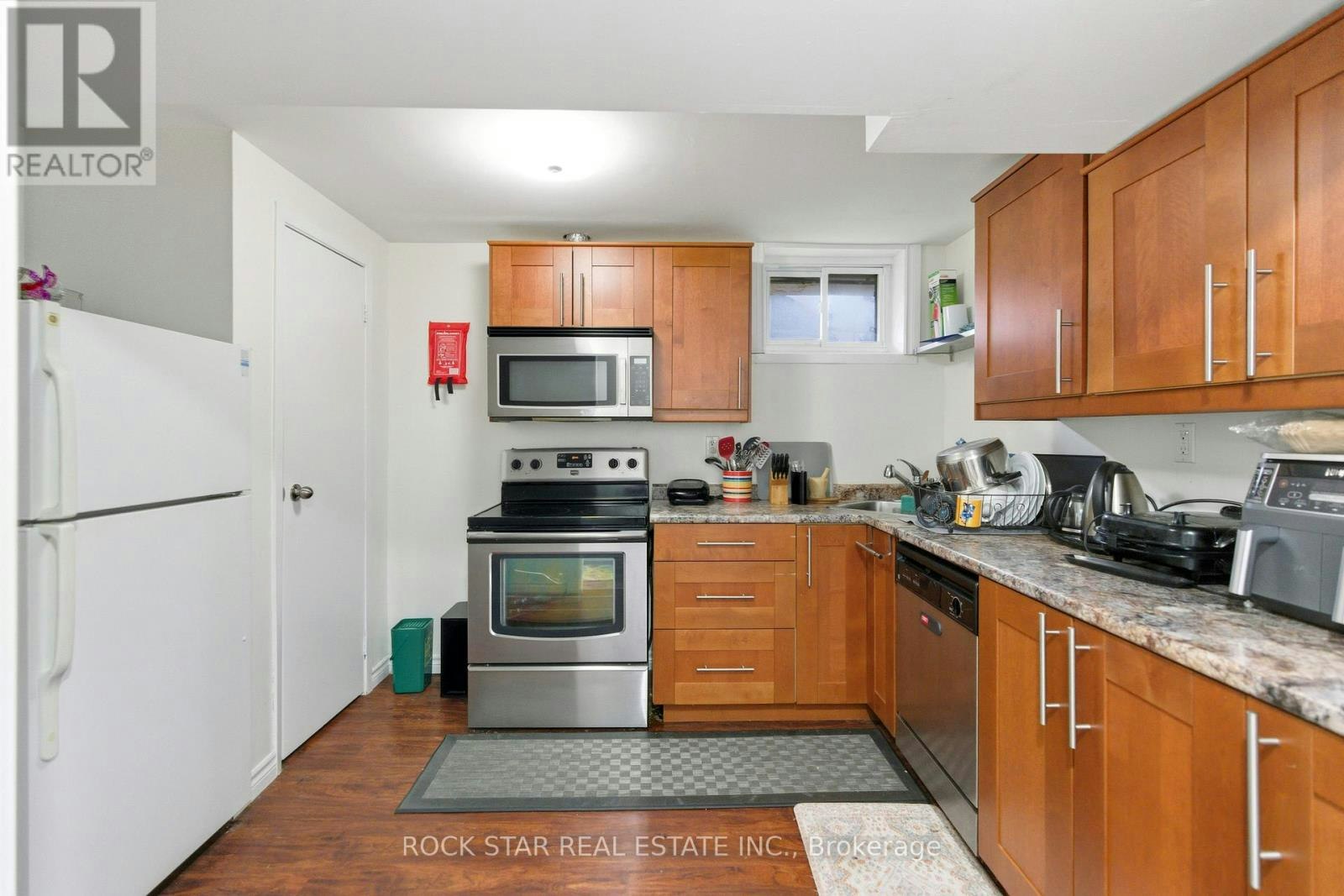 BSMT-111 Britten Close, Hamilton, ON, L9C 4K1 - 7
