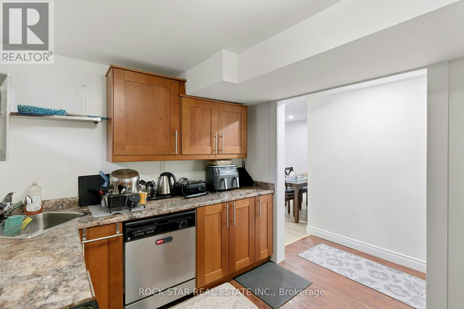 BSMT-111 Britten Close, Hamilton, ON, L9C 4K1 - 9