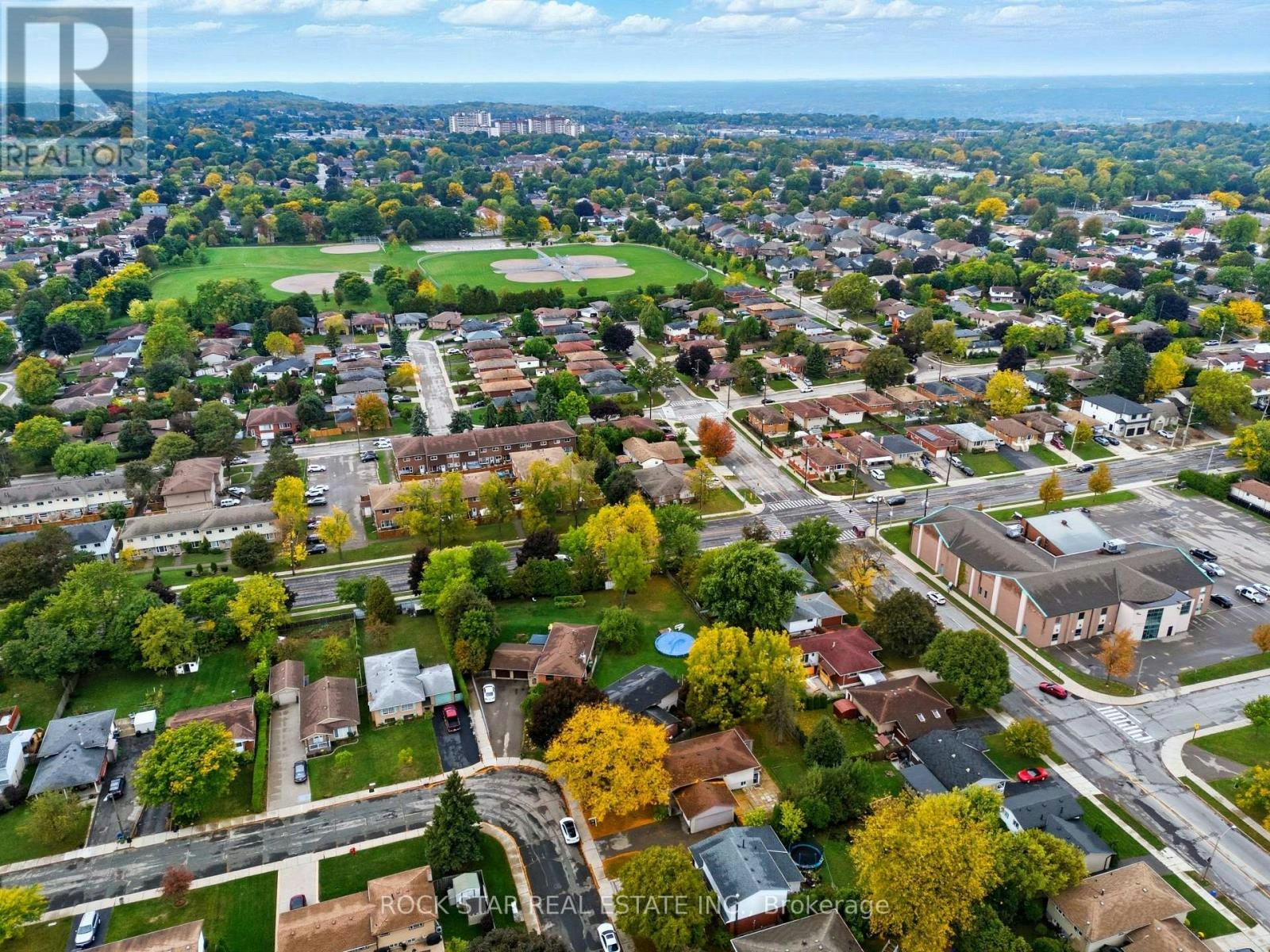 BSMT-111 Britten Close, Hamilton, ON, L9C 4K1 - 24