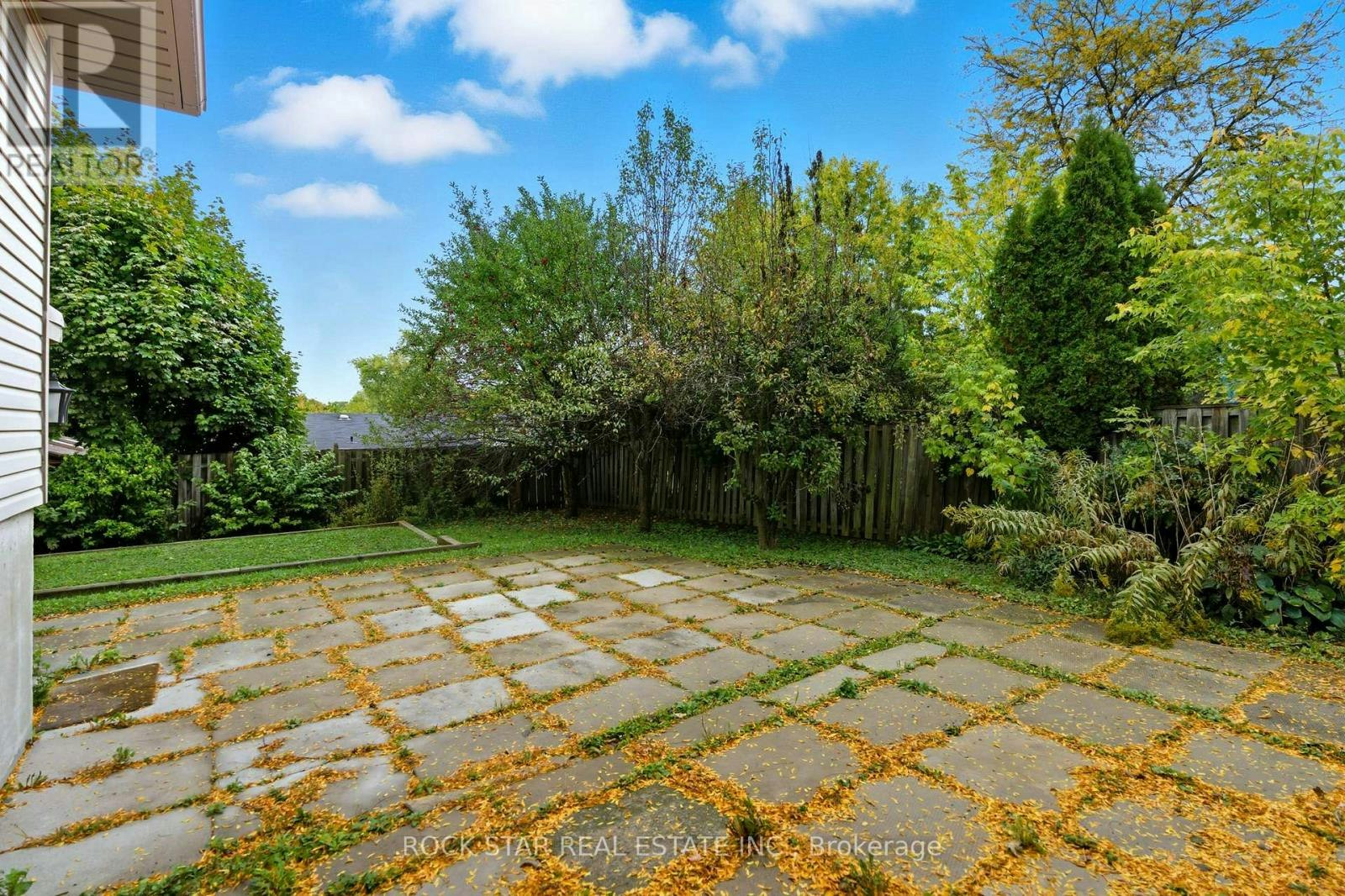 BSMT-111 Britten Close, Hamilton, ON, L9C 4K1 - 18