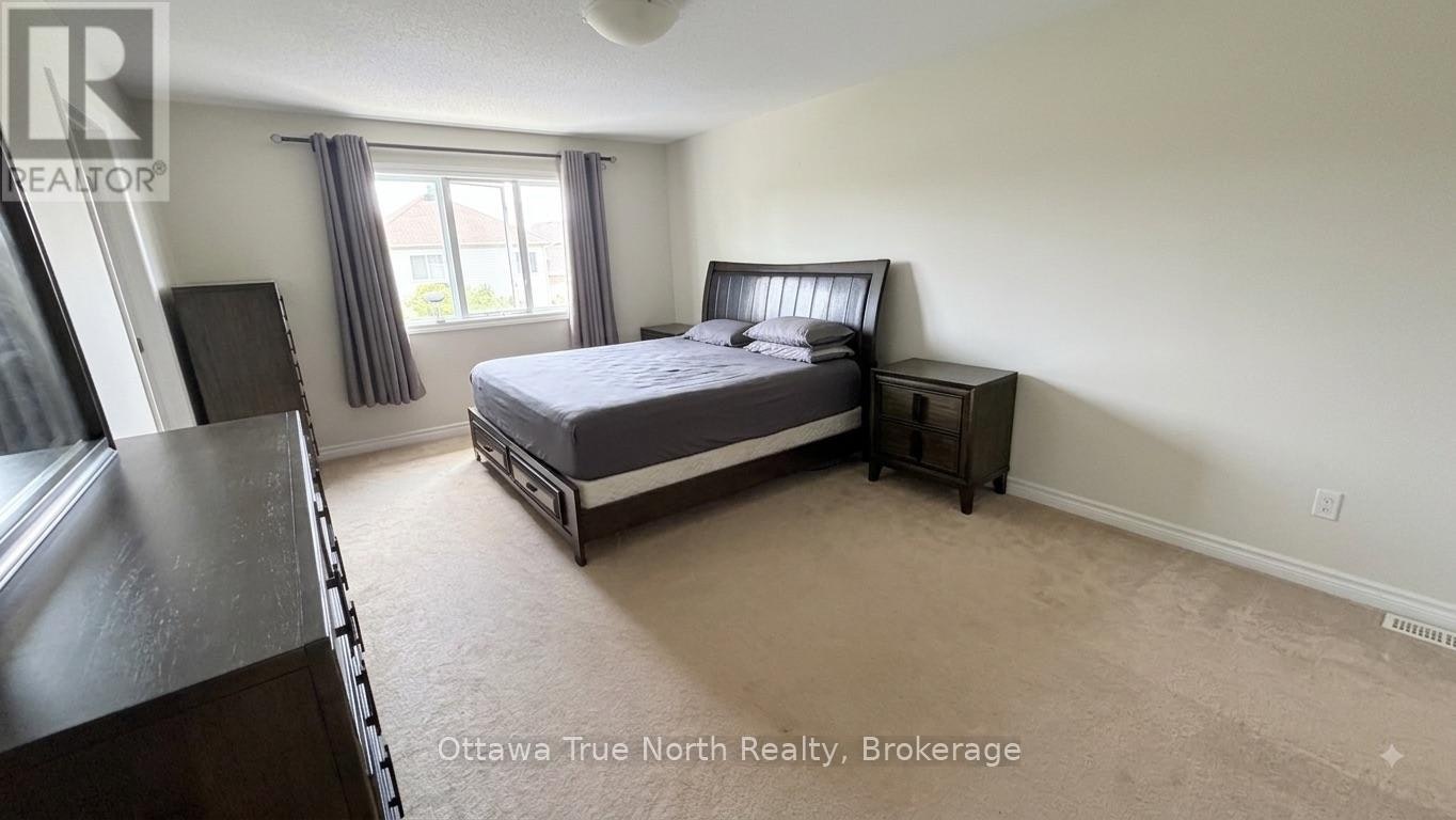 308 Glenbrae Avenue S, Ottawa, ON, K2W 0B9 - 10