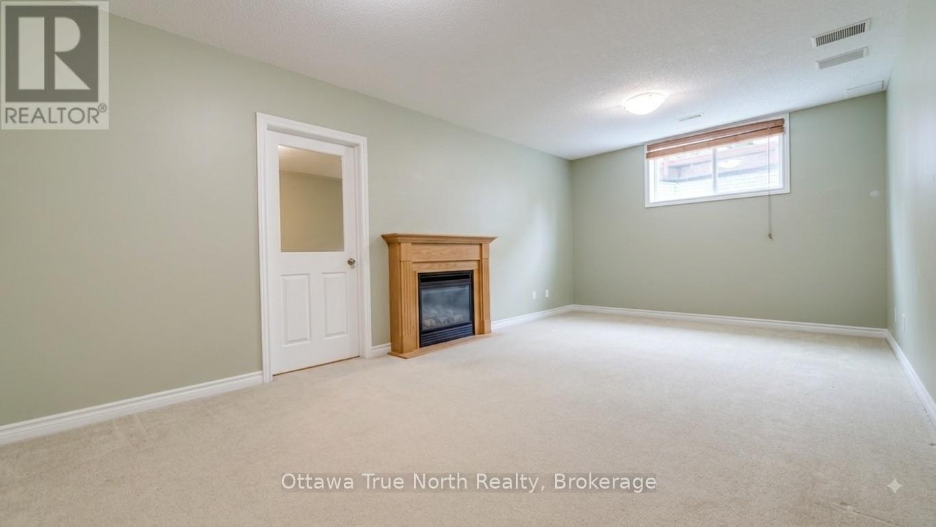 308 Glenbrae Avenue S, Ottawa, ON, K2W 0B9 - 16