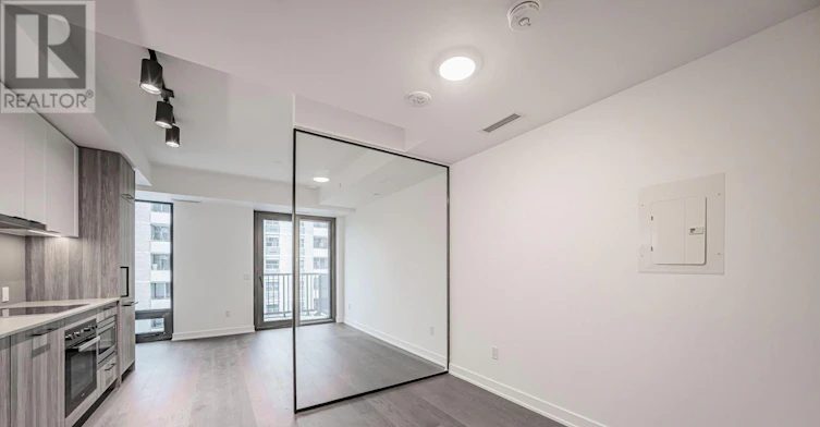 503-91 Montclair Avenue, Toronto, ON, M5P 0B1 - 13
