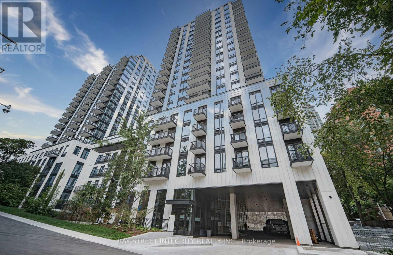 503-91 Montclair Avenue, Toronto, ON, M5P 0B1