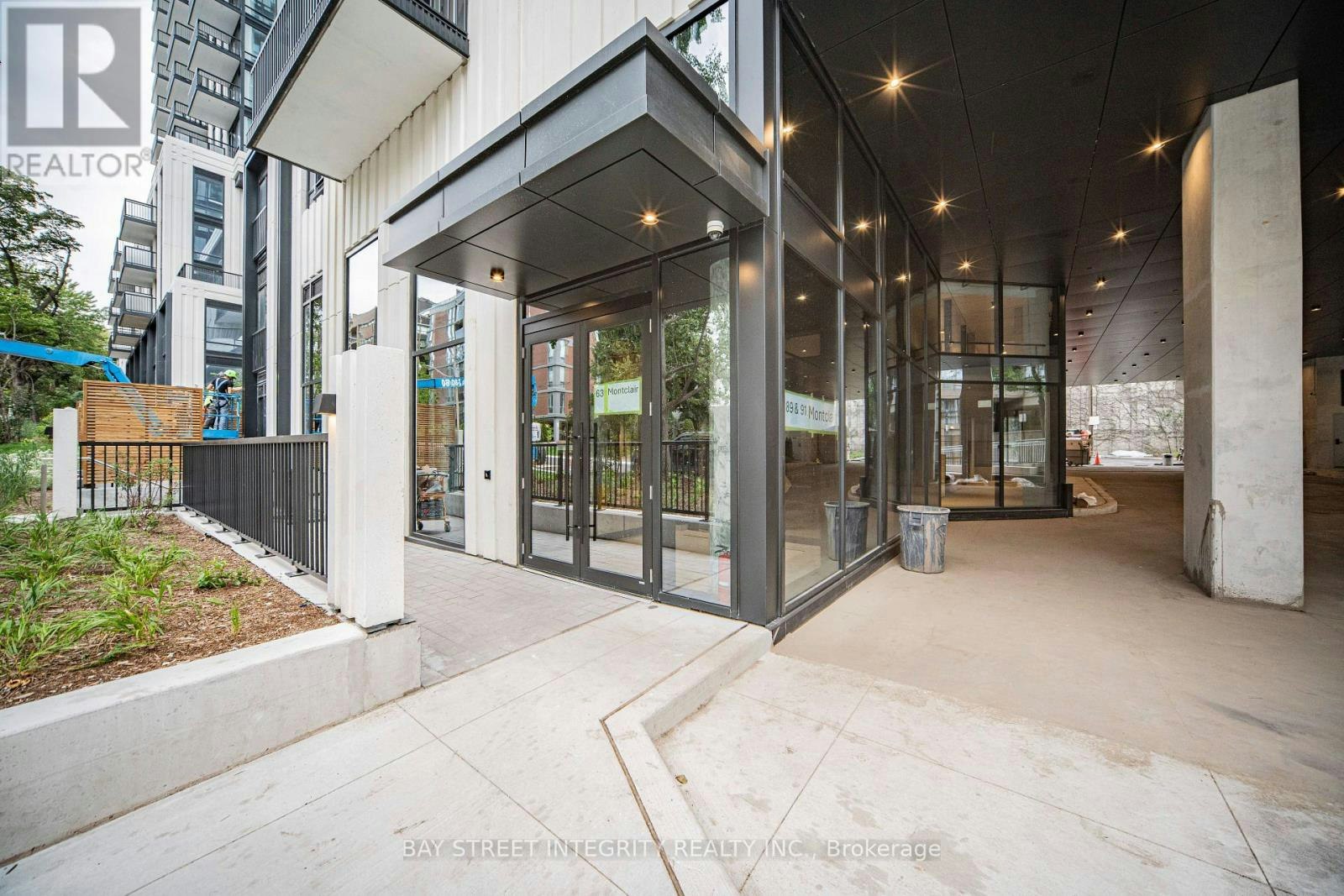 503-91 Montclair Avenue, Toronto, ON, M5P 0B1 - 2