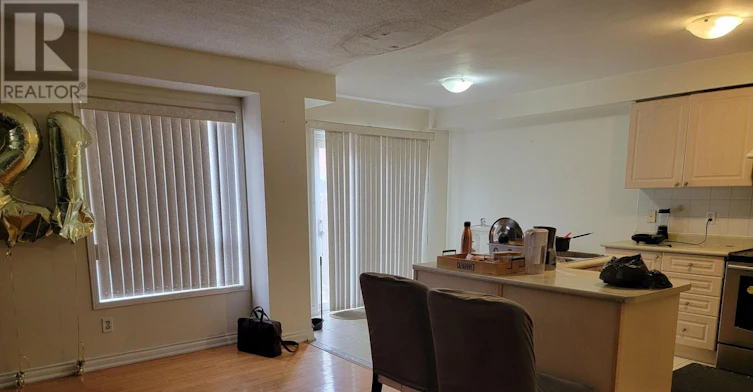 7 Junction Crescent, Brampton, ON, L7A 2G6 - 7
