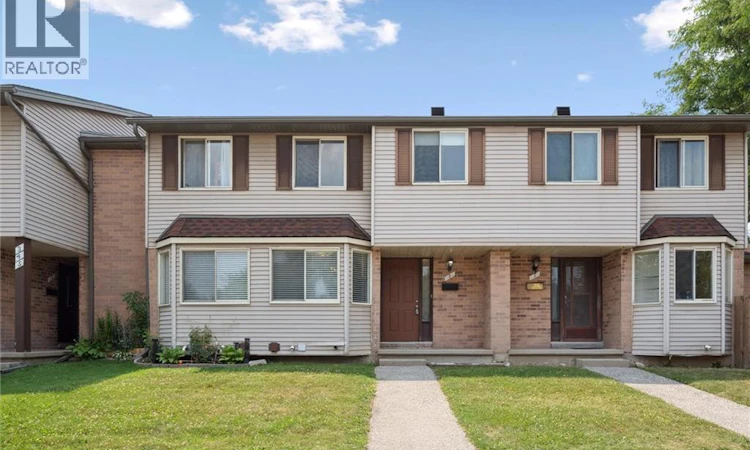 2-750 Erinbrook Drive
